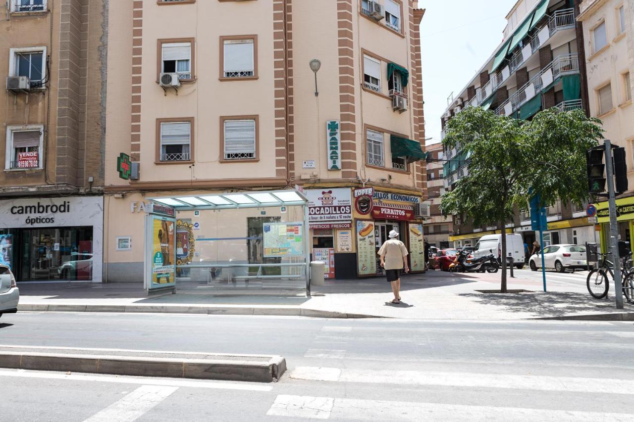 Moonkey - Apto. Albeniz, Con Acogedor Patio Alicante Eksteriør billede